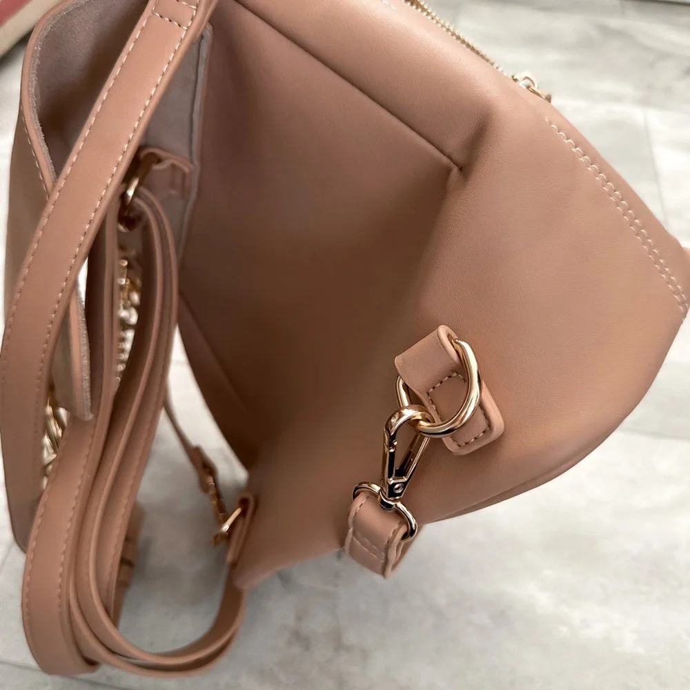Nude backpack - Picture 4 of 5